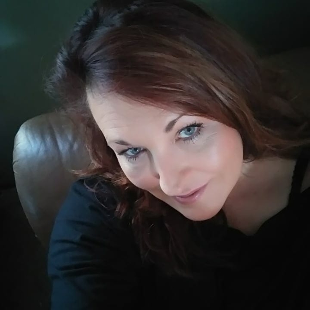 Meet your Posher, Ina